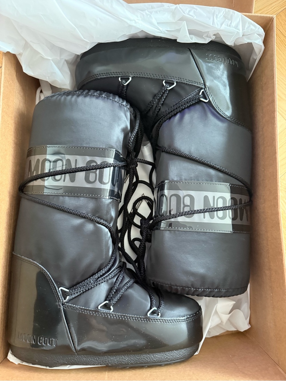 Moon Boot Black Puffer Lace-Up Snow Boots